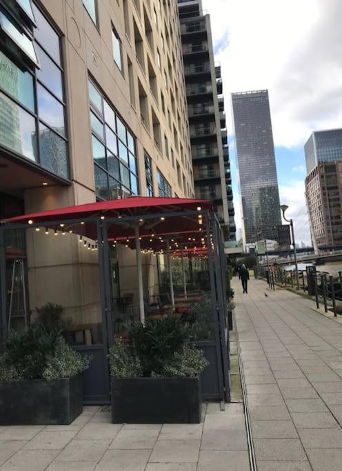 1 Bedroom Flat With Free Parking Londres Exterior foto